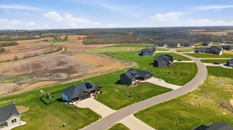 14549 Keegan Dubuque IA 52002