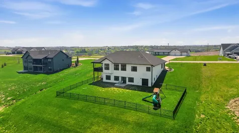 14549 Keegan Dubuque IA 52002