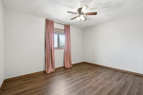 306 N Chestnut Edgewood IA 52042