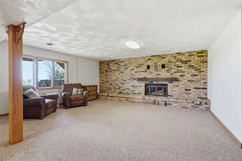 306 N Chestnut Edgewood IA 52042