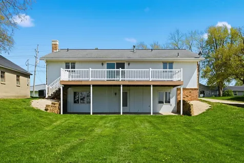 306 N Chestnut Edgewood IA 52042