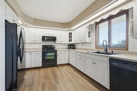 306 N Chestnut Edgewood IA 52042