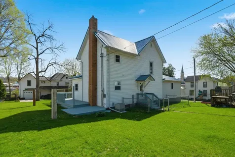 108 SW Second Elkader IA 52043