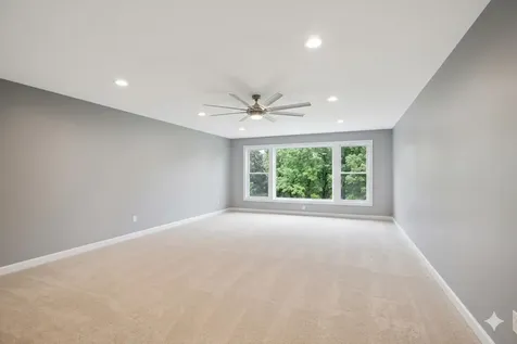 12146 Whispering Meadows Dubuque IA 52003