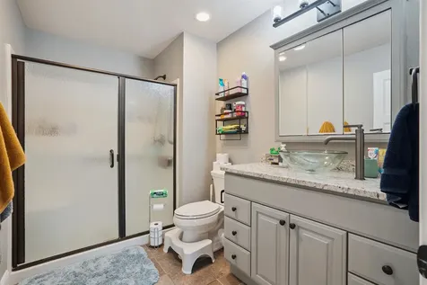 12146 Whispering Meadows Dubuque IA 52003