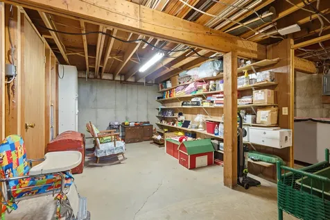 1838 Honey Creek Manchester IA 52057-000