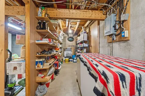 1838 Honey Creek Manchester IA 52057-000