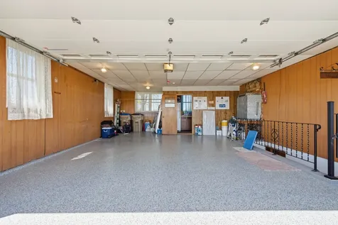 1838 Honey Creek Manchester IA 52057-000