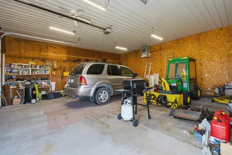 1838 Honey Creek Manchester IA 52057-000
