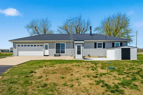 1838 Honey Creek Manchester IA 52057-000