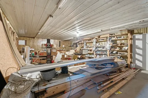 1838 Honey Creek Manchester IA 52057-000