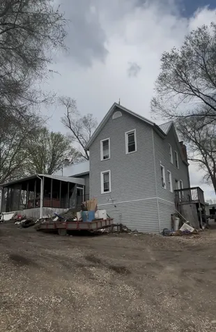 17656 Gardners Dubuque IA 52001