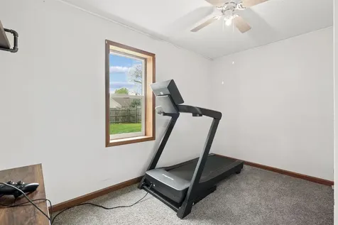 5523 Northwood Dubuque IA 52002