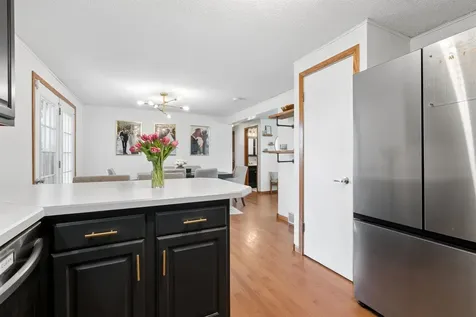5523 Northwood Dubuque IA 52002