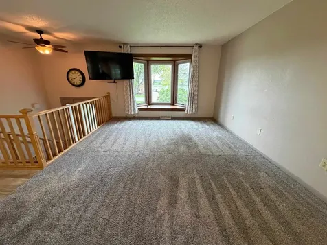 21853 Kings Dubuque IA 52001