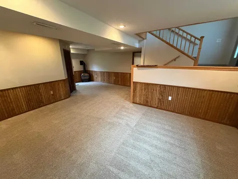 21853 Kings Dubuque IA 52001