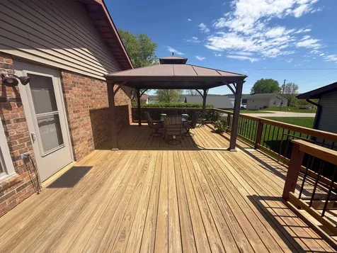 21853 Kings Dubuque IA 52001