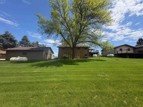 21853 Kings Dubuque IA 52001
