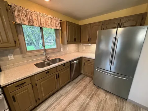 21853 Kings Dubuque IA 52001