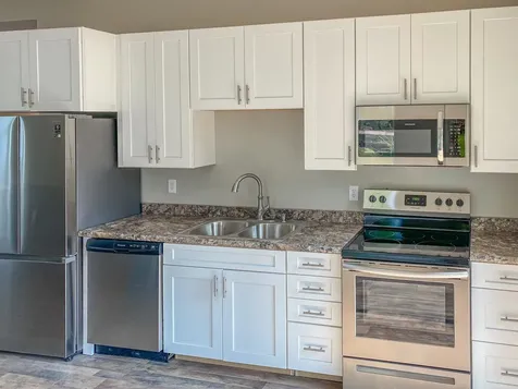 1735 Madison Dubuque IA 52001