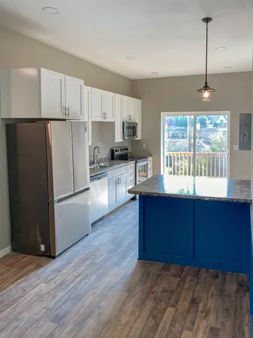 1735 Madison Dubuque IA 52001