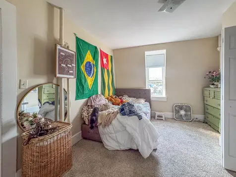 1735 Madison Dubuque IA 52001