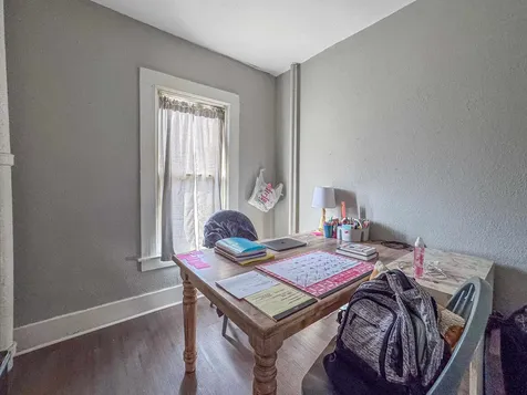 1735 Madison Dubuque IA 52001