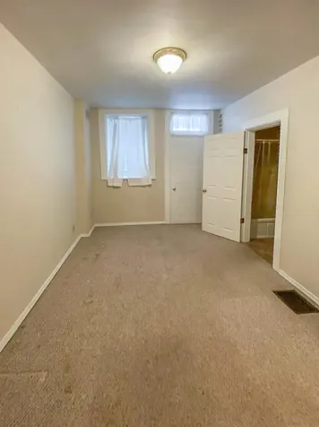 1735 Madison Dubuque IA 52001