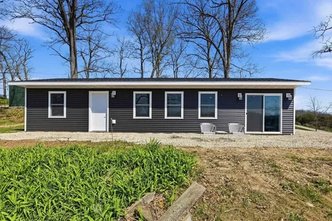 21686 257 Delhi IA 52223