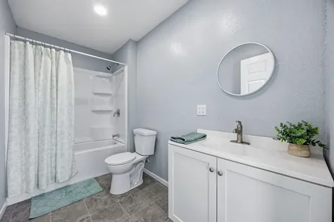 21686 257 Delhi IA 52223