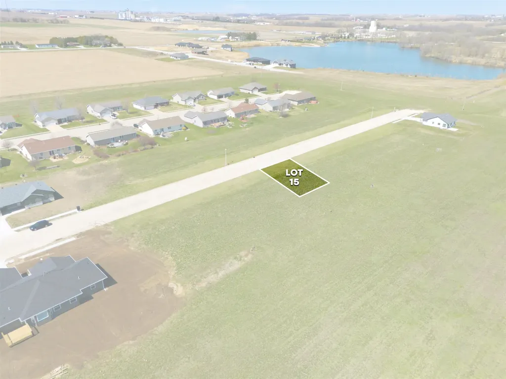 907 10th Street SW Dyersville IA 52040