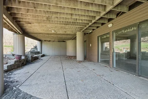 16379 Coventry Dubuque IA 52001