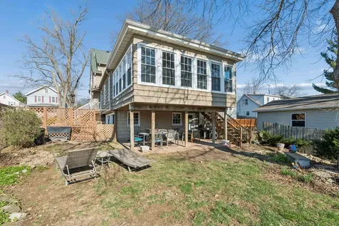 170 South Hill Dubuque IA 52003