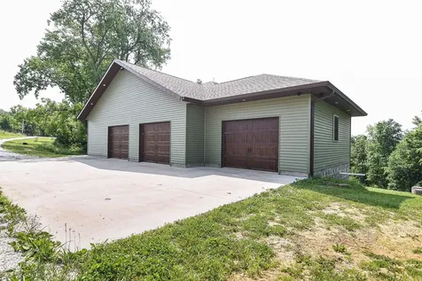 25619 226th Delhi IA 52223