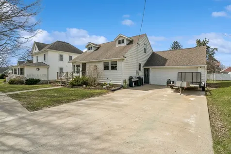 308 S Egbert Monona IA 52159