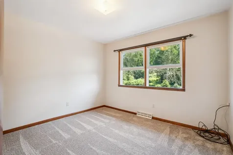 30020 Prier Dyersville IA 52040