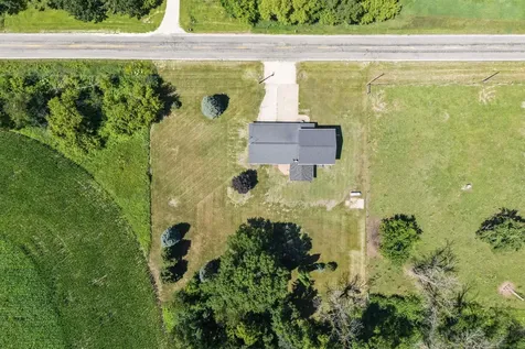 30020 Prier Dyersville IA 52040