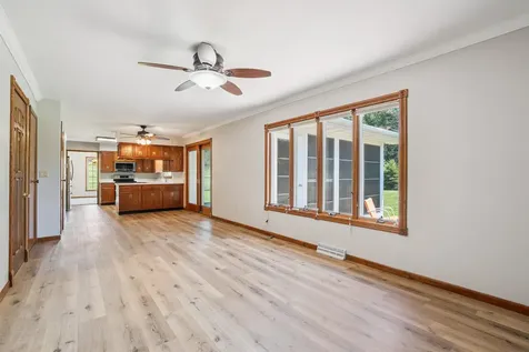 30020 Prier Dyersville IA 52040