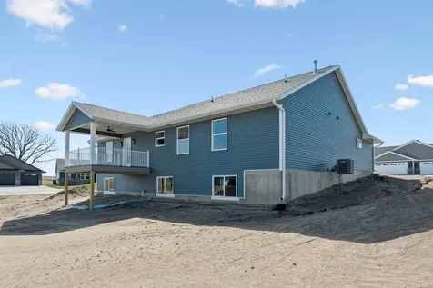 1024 Sage Oak Manchester IA 52057-0000