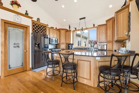 1567 St. Catherine Dubuque IA 52031