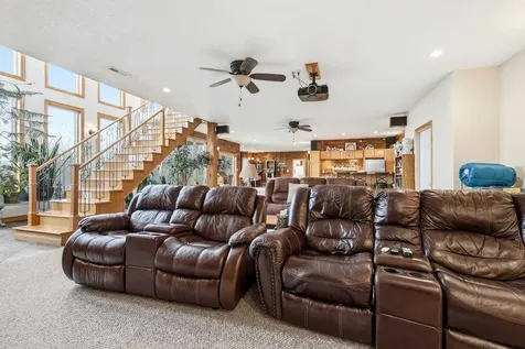 1567 St. Catherine Dubuque IA 52031