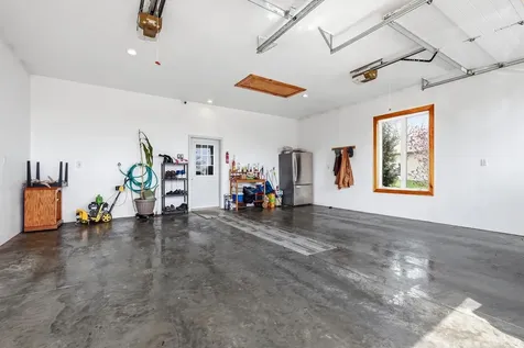 1567 St. Catherine Dubuque IA 52031