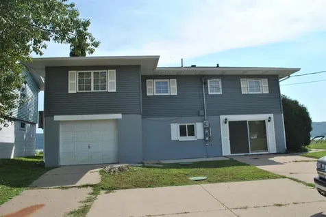 158 Abel Guttenberg IA 52052