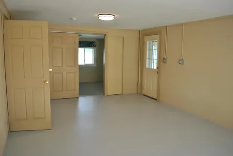 158 Abel Guttenberg IA 52052