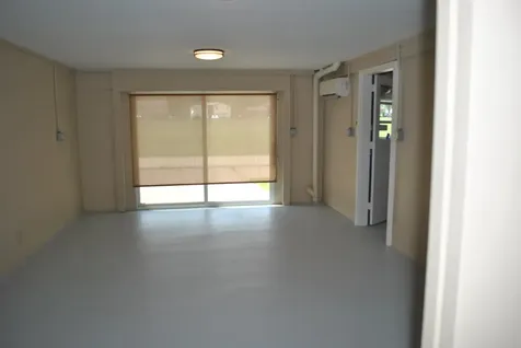 158 Abel Guttenberg IA 52052