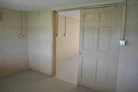 158 Abel Guttenberg IA 52052