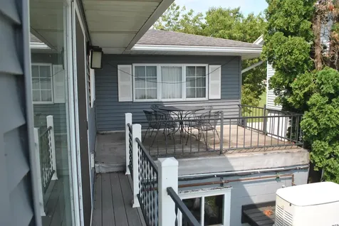 158 Abel Guttenberg IA 52052