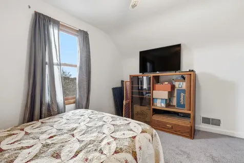 710 Edith Dubuque IA 52001