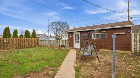710 Edith Dubuque IA 52001