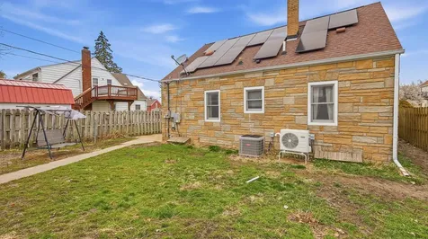 710 Edith Dubuque IA 52001
